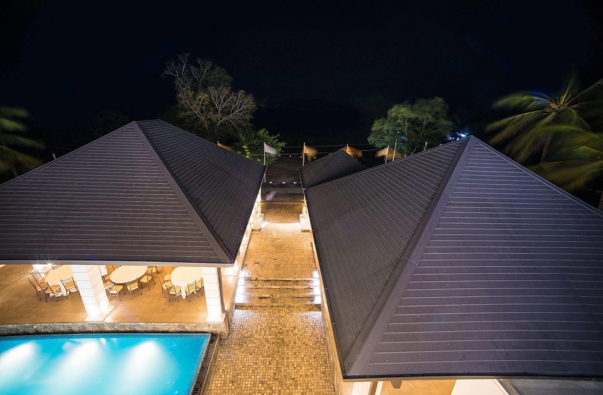 Kevans Casa Mahiyanganaya Exterior photo